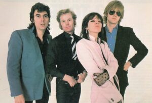 the pretenders christmas song